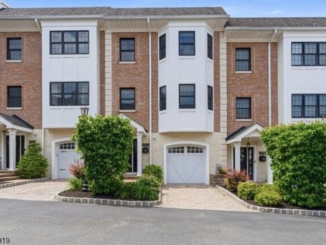 House for sale in Caldwell, New Jersey