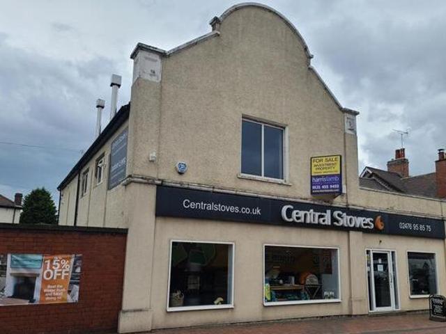 House for sale in Nuneaton, Nuneaton and Bedworth