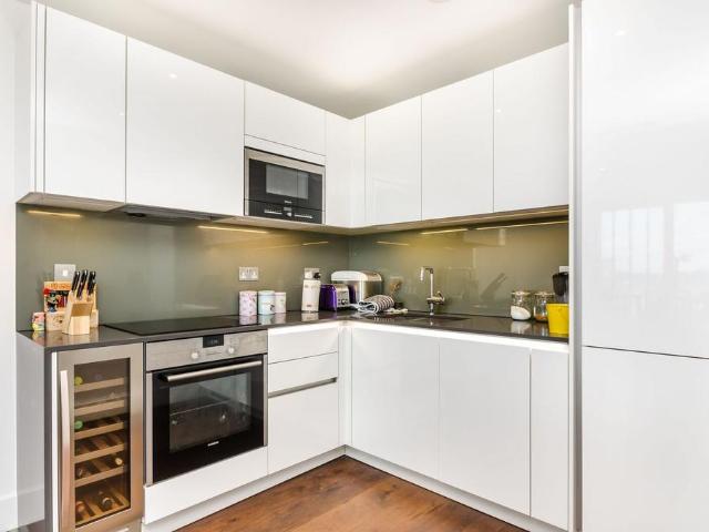 Apartment for rent in Fulham Riverside, Greater London
