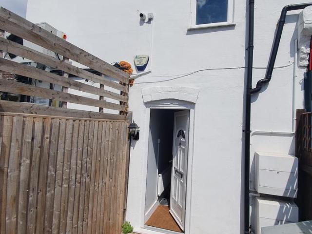 Apartment for rent in London Borough of Sutton, Greater London