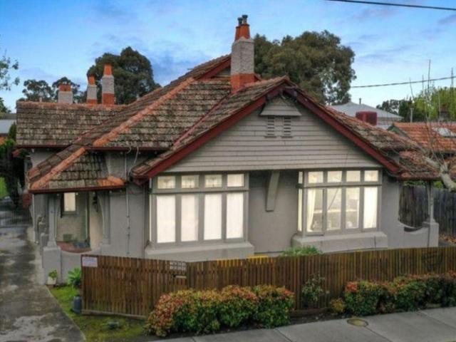 Granny Flat for rent in Box Hill, Melbourne