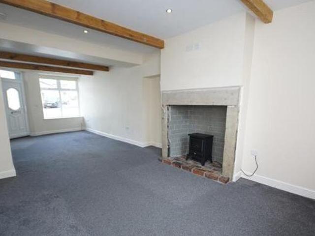House for rent in Charlesworth, East Midlands
