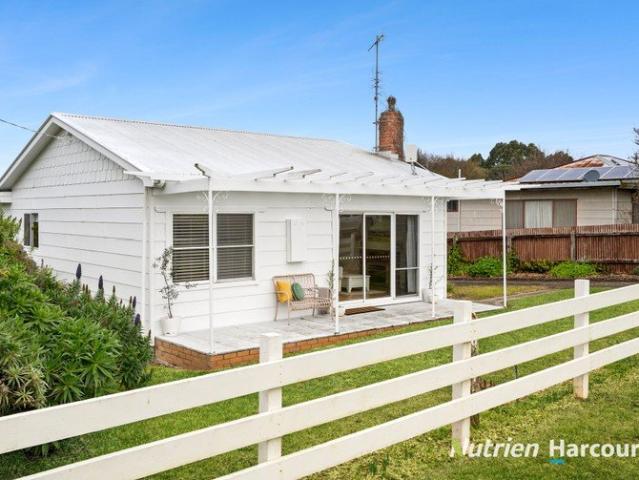 House for sale in Nullawarre, Victoria