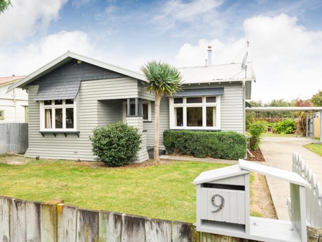 House for sale in Takaro