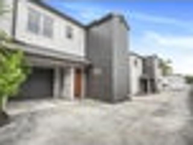 House for sale in Whitiora