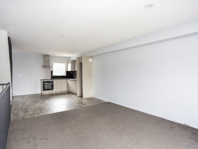 Apartment for rent in Heathcote, Canterbury