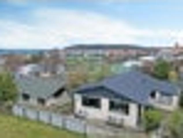 Townhouse for sale in Otakou