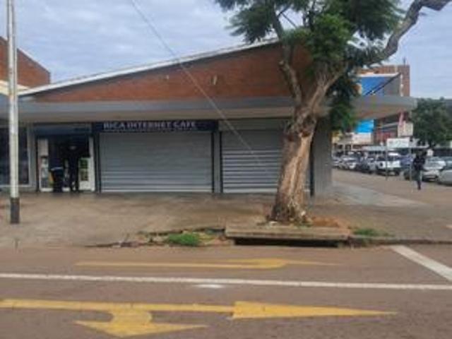 Commercial for rent in Waterkloof, Gauteng