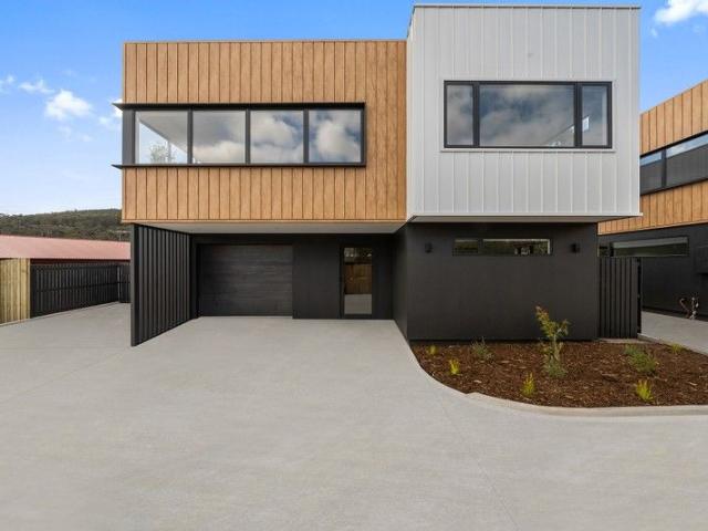 Apartment for sale in Warrane, Tasmania