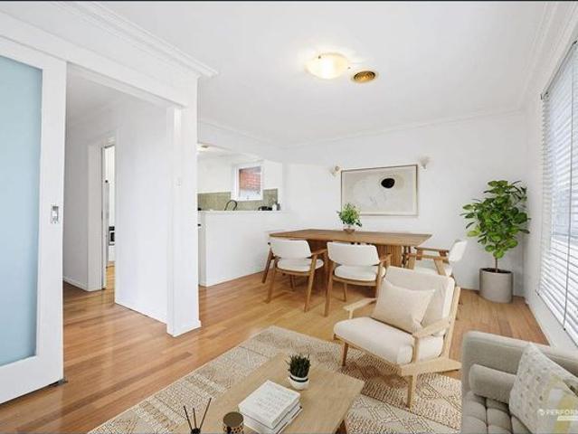 Apartment for rent in Elsternwick, Melbourne