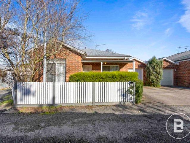 Townhouse for sale in Ballarat, Victoria