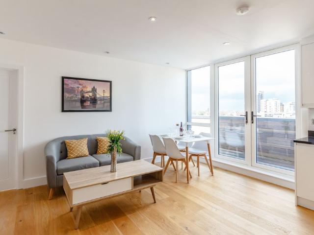 Room for rent in London Borough of Croydon, Waddon