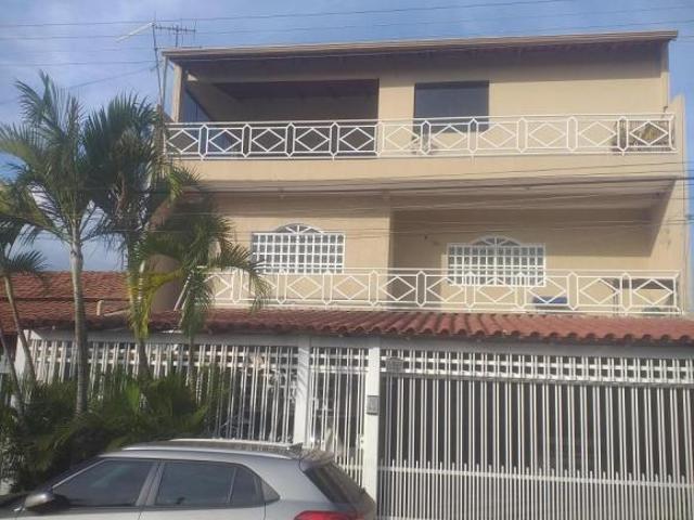 Casa venda em Região Geográfica Imediata do Distrito Federal, Região Integrada de Desenvolvimento do Distrito Federal e Entorno