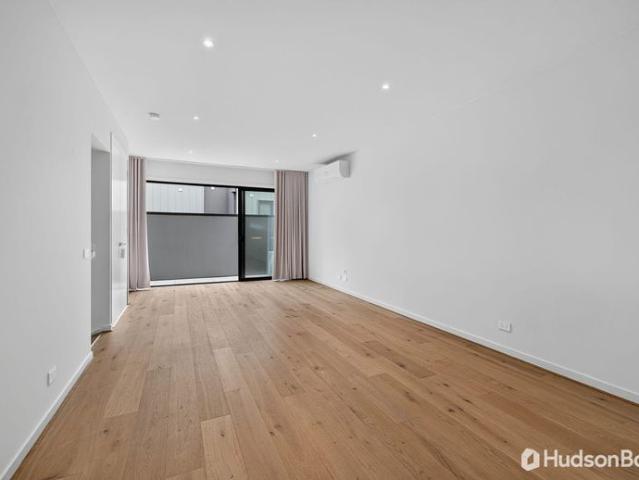 Townhouse for rent in Camerons Creek, Victoria