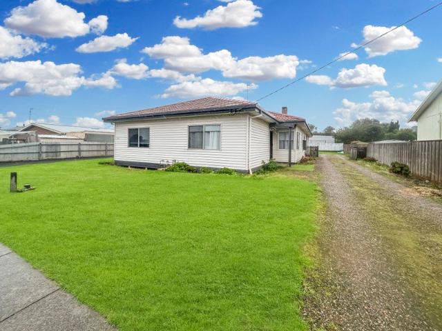 Duplex for sale in Portland, Victoria