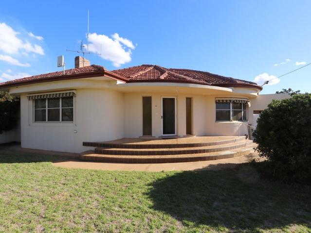 House for rent in Ariah Park, New South Wales