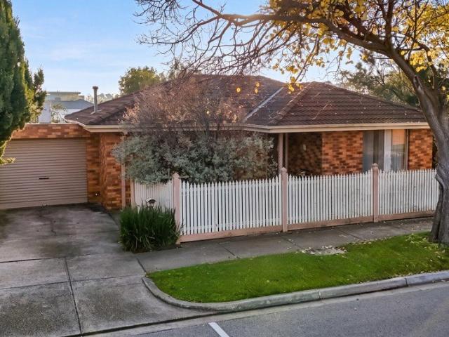 Apartment for sale in Camerons Creek, Victoria