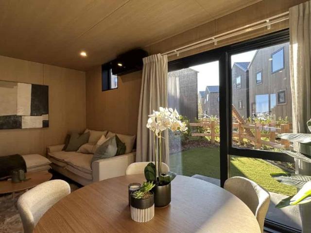 Townhouse for rent in Otakou