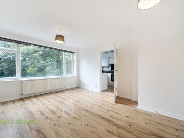 Apartment for rent in West Norwood, Greater London
