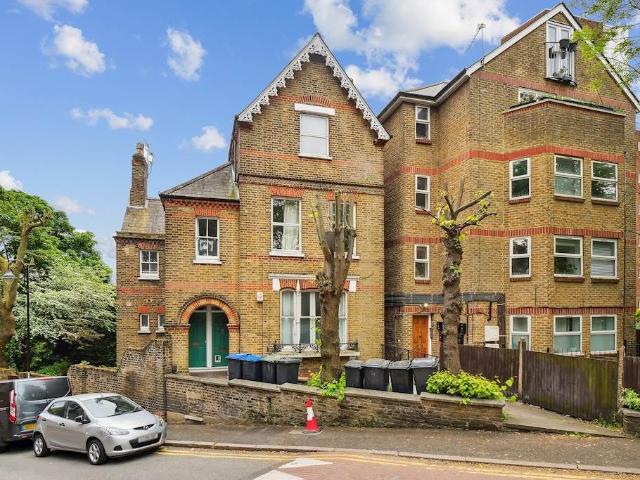 Apartment for rent in London Borough of Croydon, Upper Norwood