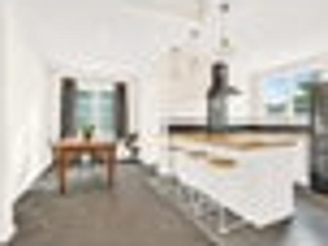 House for sale in Days Bay, Wellington
