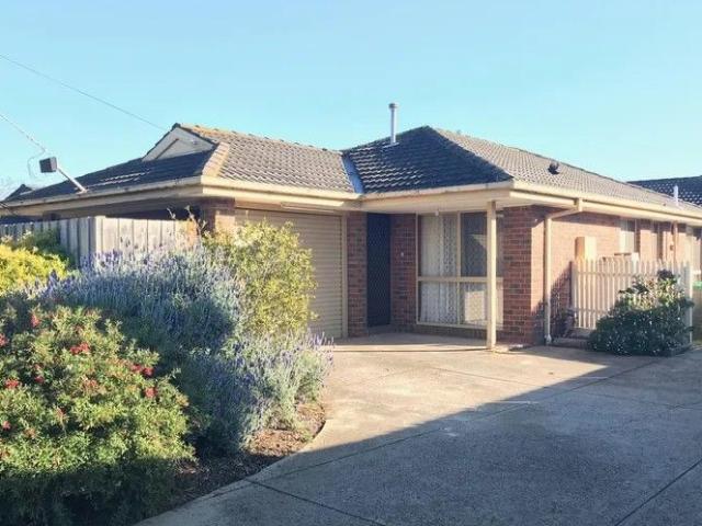 Apartment for sale in Hoppers Crossing