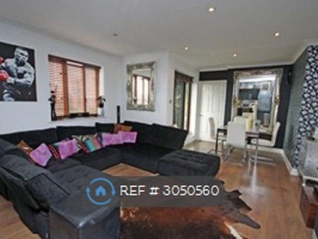 House for rent in Royal Borough of Kingston upon Thames, Greater London