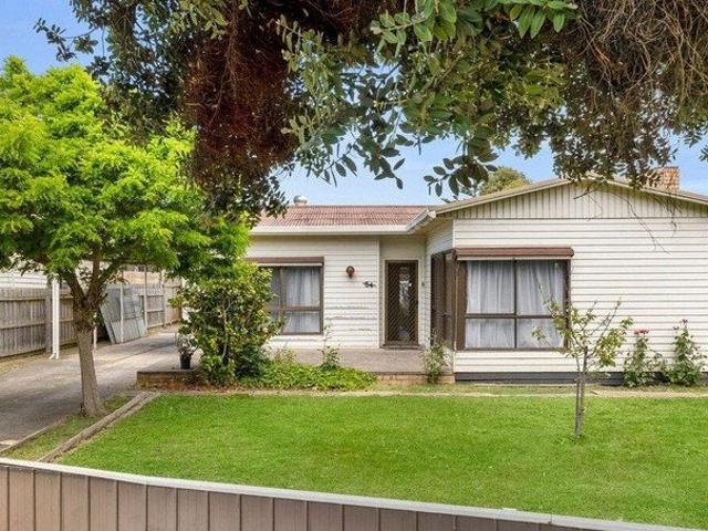 House for rent in Newcomb, Geelong