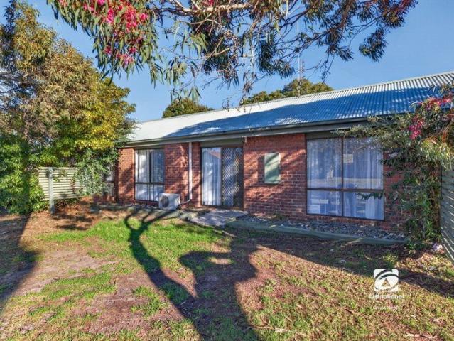 Apartment for rent in Paynesville, Victoria