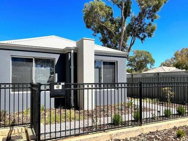 House for rent in Cockburn, Western Australia