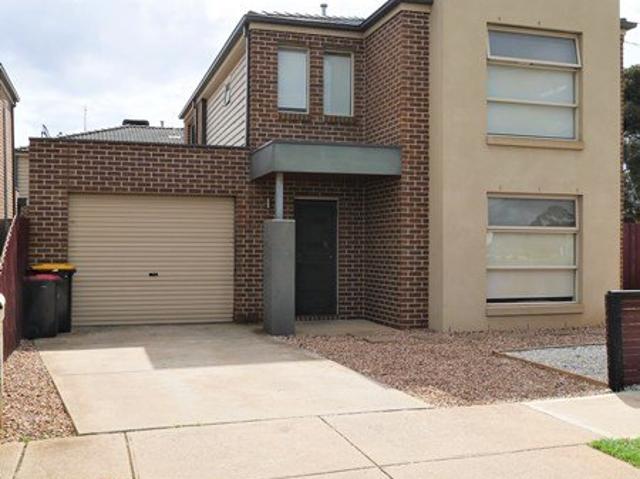 Townhouse for rent in Camerons Creek, Victoria