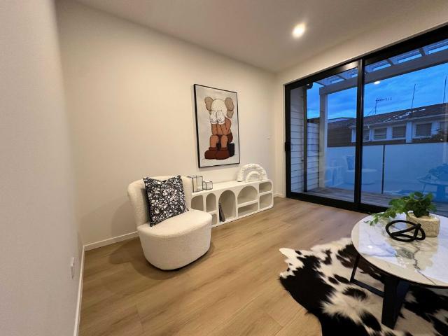 Townhouse for rent in One Tree Hill, Maungakiekie-Tāmaki