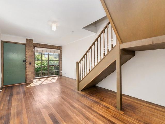 Townhouse for rent in Box Hill, Melbourne