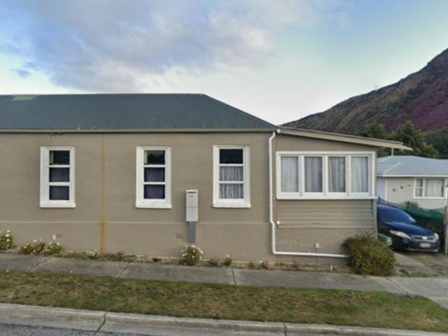 Apartment for rent in Otakou
