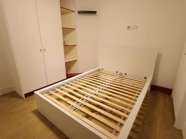 Room for rent in Covent Garden, Greater London