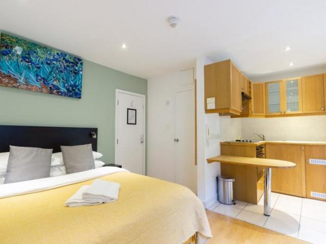 Studio for rent in Saint Pancras, Greater London