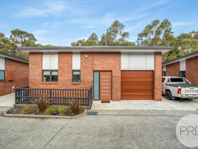 Townhouse for rent in Hobart, Tasmania