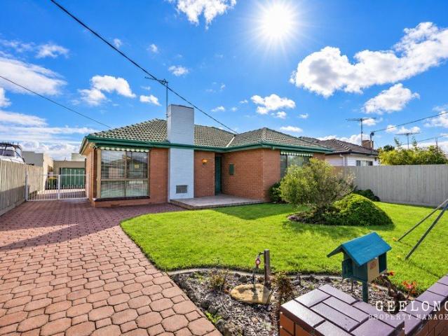 House for rent in Newcomb, Geelong