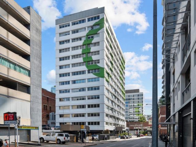 Office for rent in Toombul, Queensland