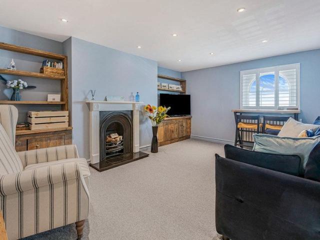 Apartment for rent in Oxenden, The Bridge