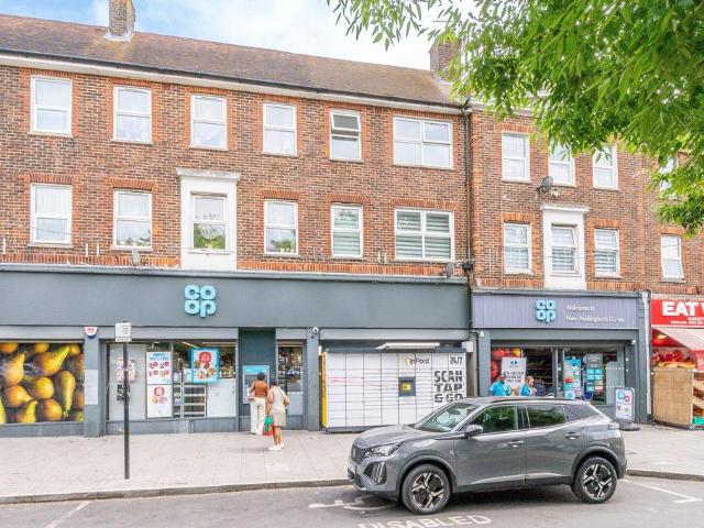 Apartment for rent in London Borough of Croydon, Greater London