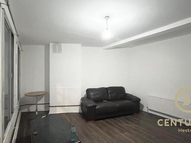 Apartment for rent in London Borough of Hounslow, Greater London