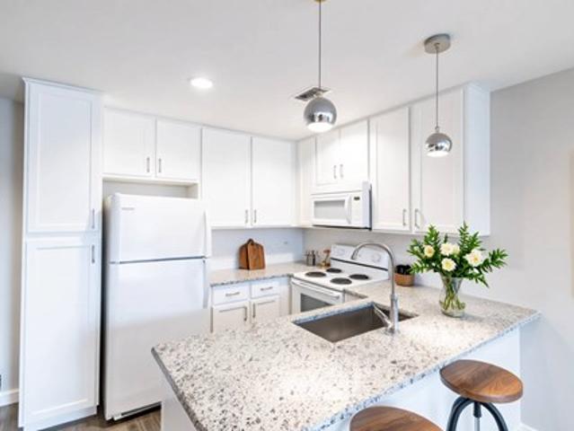 Apartment for rent in Victoria