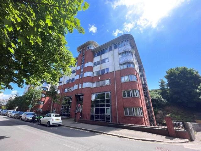 Apartment for rent in Pennycomequick, Mount Wise