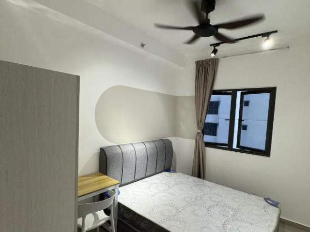 Room for rent in PJU 8, Petaling Jaya