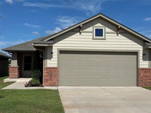 House for sale in Moore House for sale in Moore