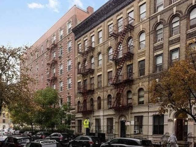 Room for rent in Arverne, New York