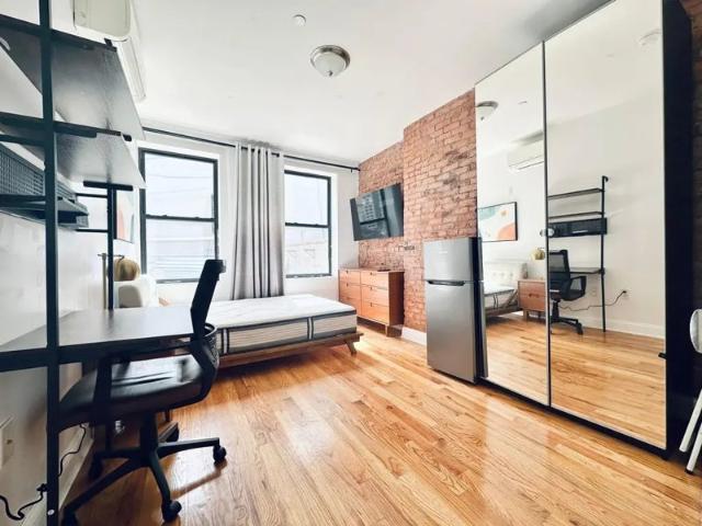 Room for rent in Queens, Arverne