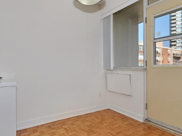 Apartment for rent in Woburn, Ontario