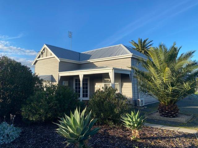 House for sale in Warracknabeal, Victoria